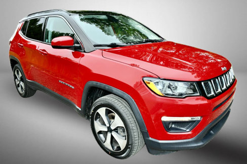 Used 2018 Jeep Compass Latitude w/ Popular Equipment Group image 8