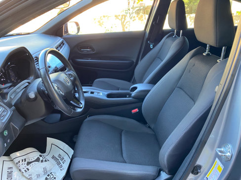 Used 2019 Honda HR-V Sport image 29