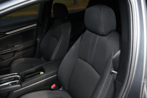 Used 2018 Honda Civic Sport image 11