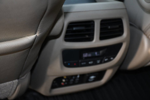 Used 2018 Honda Pilot EX-L image 17