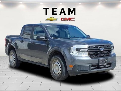 Used 2022 Ford Maverick XL image 1