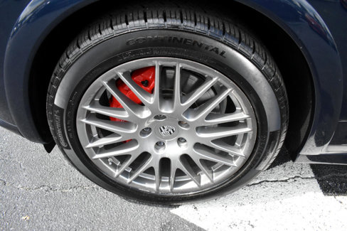 Used 2013 Porsche Cayenne GTS image 33