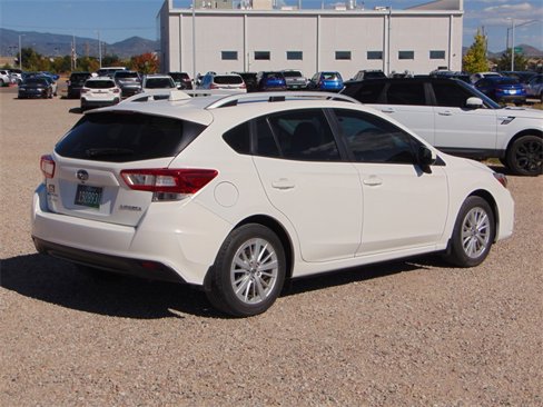 Used 2018 Subaru Impreza 2.0i Premium image 4