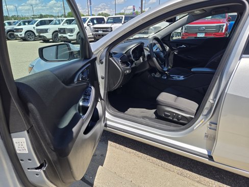 Used 2022 Chevrolet Malibu LT image 11