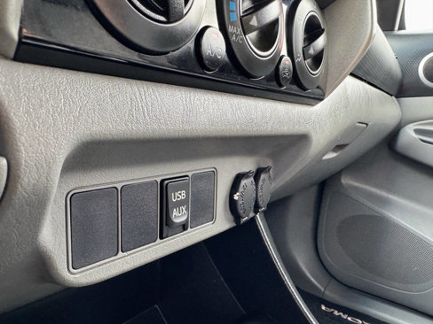Used 2013 Toyota Tacoma 4x4 Access Cab V6 image 20