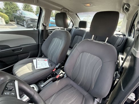 Used 2020 Chevrolet Sonic LT image 18