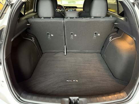 Used 2024 Nissan Kicks SR w/ Interior Electronics Package image 34