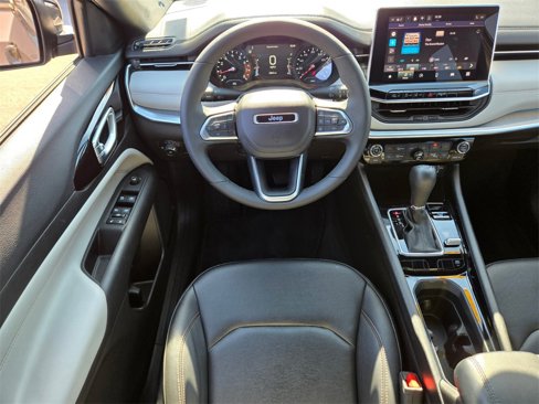 Certified 2024 Jeep Compass Limited image 14