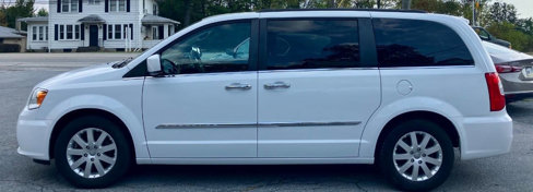 Used 2015 Chrysler Town & Country Touring w/ Driver Convenience Group image 6