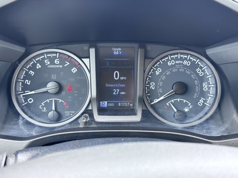 Used 2020 Toyota Tacoma TRD Off-Road image 25