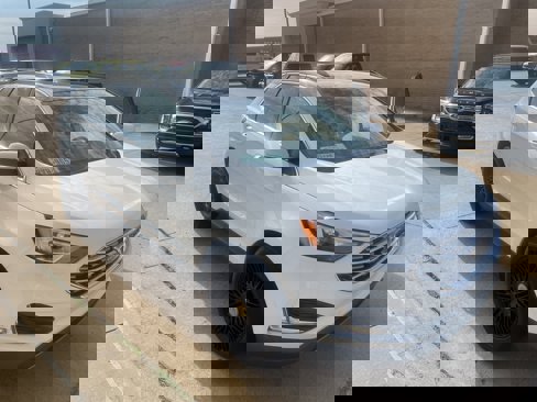 Used 2020 Ford Edge SEL image 5