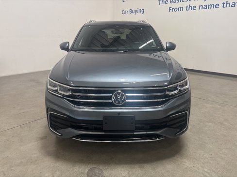 Used 2022 Volkswagen Tiguan SEL R-Line image 8