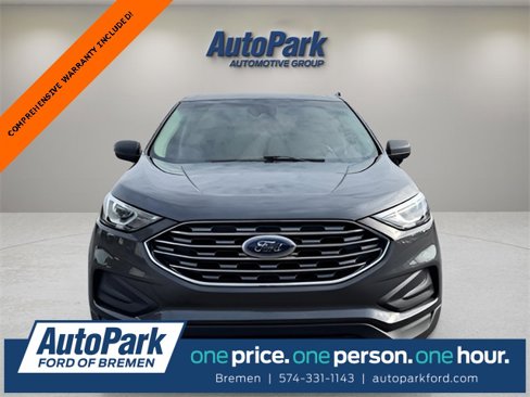 Used 2020 Ford Edge SE image 2
