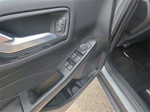Used 2024 Ford Escape ST-Line image 13