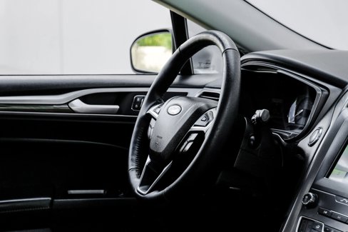 Used 2020 Ford Fusion SEL image 19