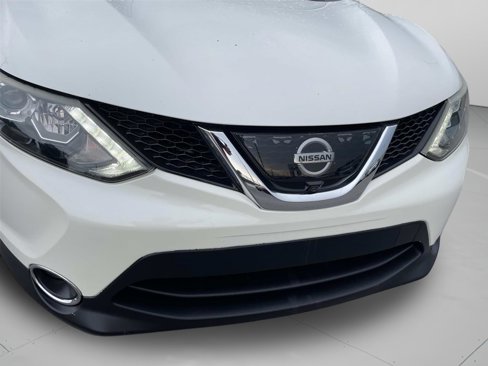 Used 2018 Nissan Rogue Sport SL w/ SL Premium Package image 31