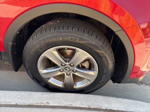 Used 2015 Toyota RAV4 XLE image 7