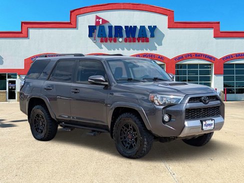 Used 2019 Toyota 4Runner TRD Off-Road Premium image 3