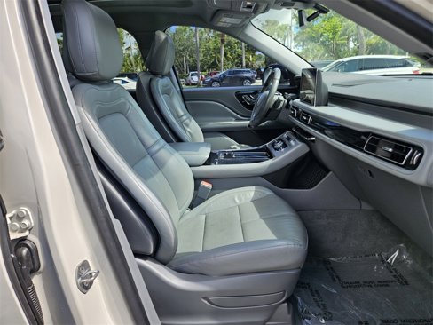 Certified 2020 Lincoln Aviator Reserve w/ Equipment Group 201A image 12