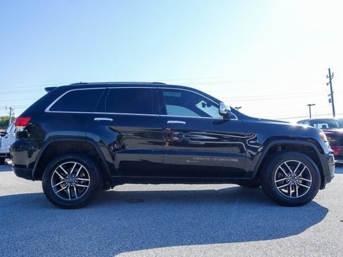 Used 2019 Jeep Grand Cherokee Limited image 28