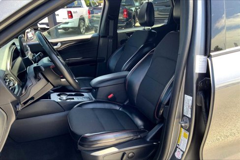 Used 2024 Ford Escape ST-Line image 7