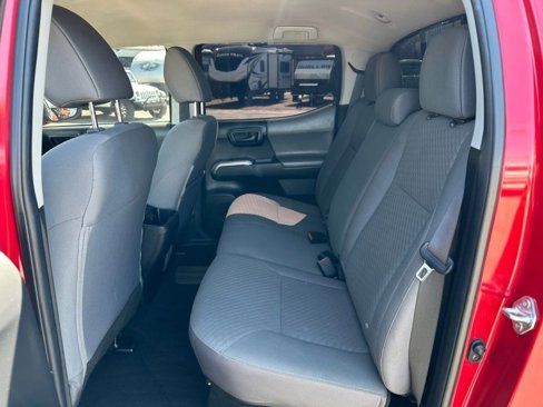 Used 2022 Toyota Tacoma SR5 image 28