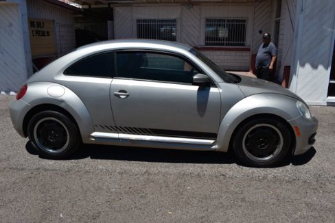 Used 2013 Volkswagen Beetle 2.5 image 8