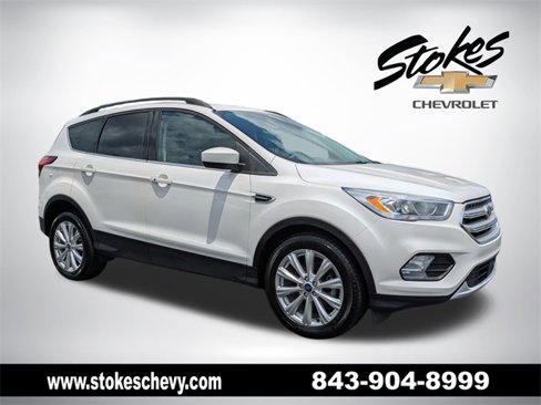 Used 2019 Ford Escape SEL image 1