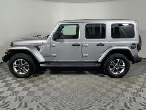 Used 2021 Jeep Wrangler Unlimited Sahara image 5