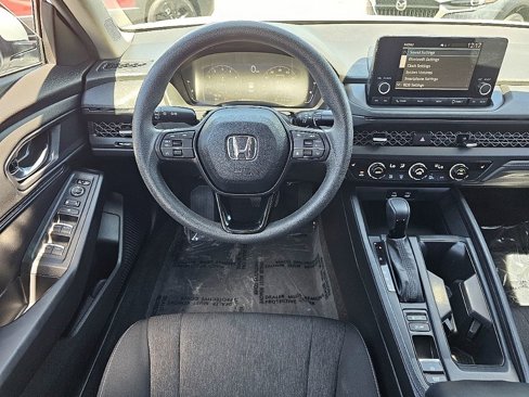 Used 2023 Honda Accord EX image 7