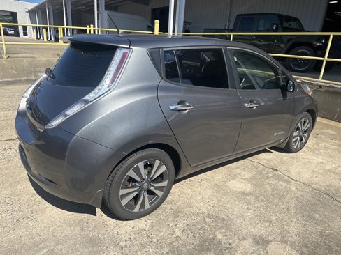 Used 2016 Nissan Leaf SL w/ Premium Package image 4