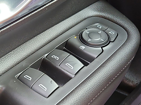 Certified 2022 GMC Terrain SLE w/ Driver Convenience Package image 25