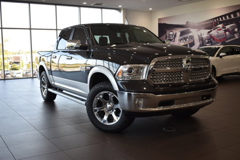Used 2017 RAM 1500 Laramie image 39