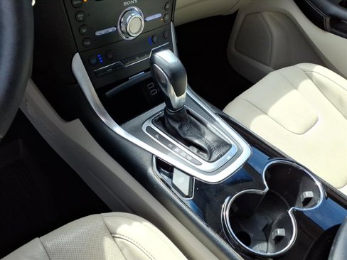 Used 2018 Ford Edge Titanium w/ Equipment Group 301A image 20