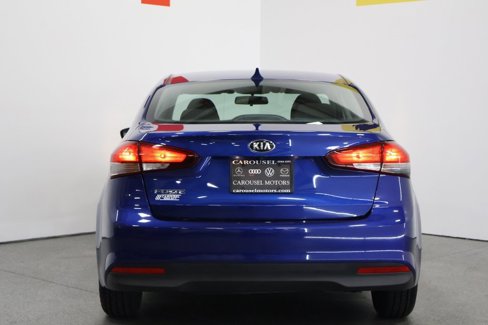 Used 2018 Kia Forte LX w/ LX Rear Camera Package image 11