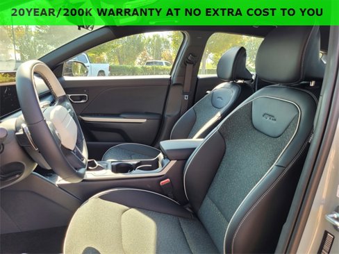 New 2025 Kia K4 GT-Line image 8