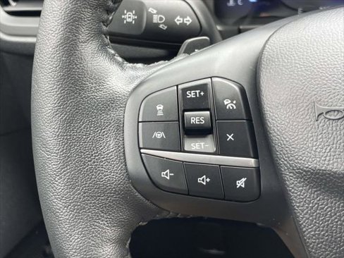 Used 2020 Ford Escape Titanium image 21