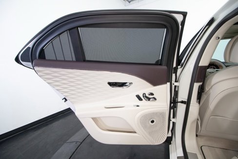 Used 2021 Bentley Flying Spur W12 image 43
