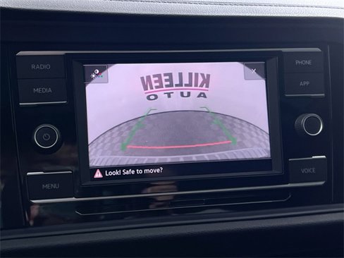Used 2024 Volkswagen Jetta SE w/ Panoramic Sunroof Package image 17