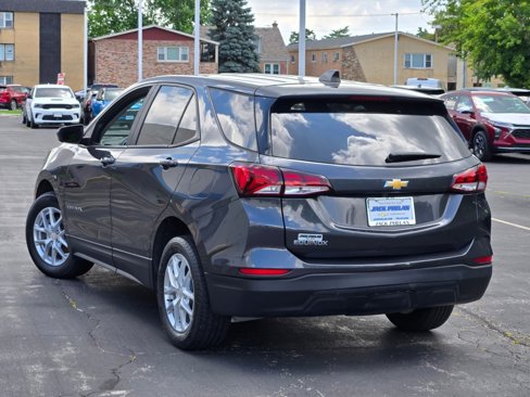 Used 2022 Chevrolet Equinox LS w/ LS Convenience Package image 14