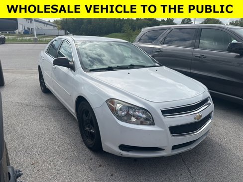 Used 2012 Chevrolet Malibu LS w/ LS Uplevel Package image 2