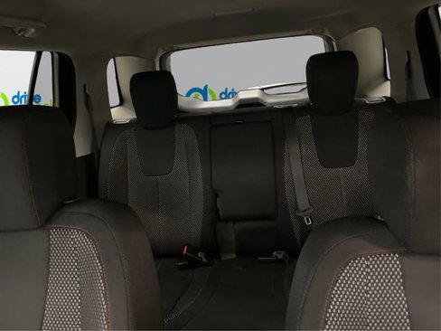 Used 2016 GMC Terrain SLE image 20