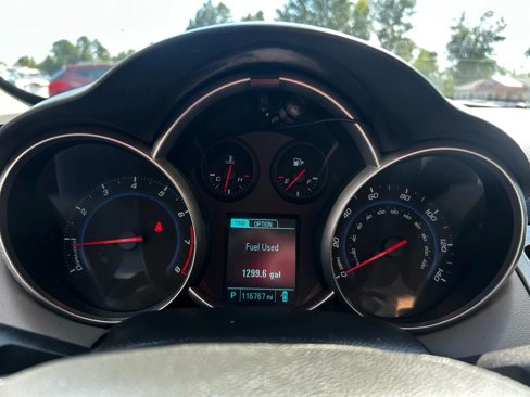 Used 2015 Chevrolet Cruze LS image 15