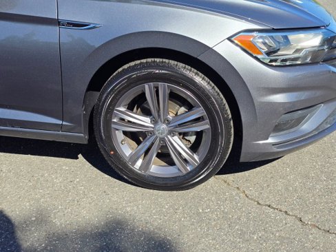Used 2019 Volkswagen Jetta R-Line image 2