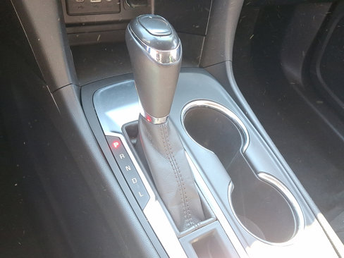 Used 2019 Chevrolet Equinox LT image 12
