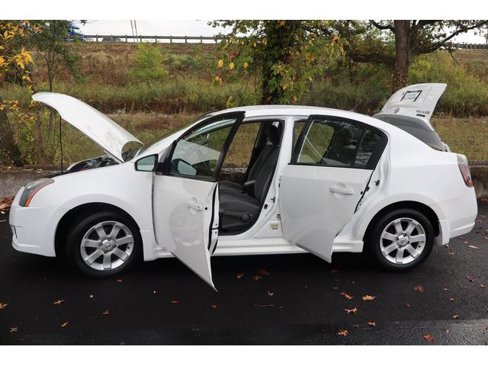 Used 2012 Nissan Sentra 2.0 SR image 17