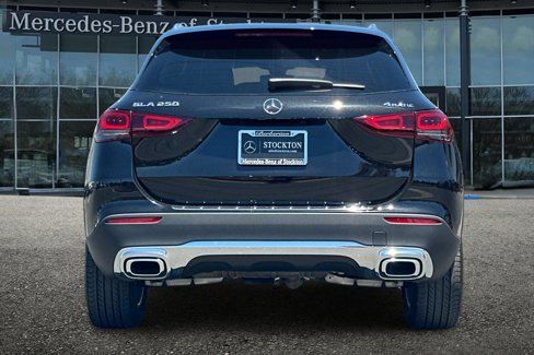 Certified 2021 Mercedes-Benz GLA 250 4MATIC w/ Premium Package image 5