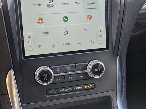 Used 2024 Ford Edge Titanium image 22