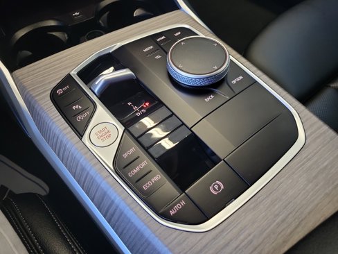 Used 2025 BMW 330i xDrive Sedan image 24
