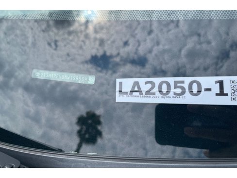 Used 2022 Toyota RAV4 LE image 52